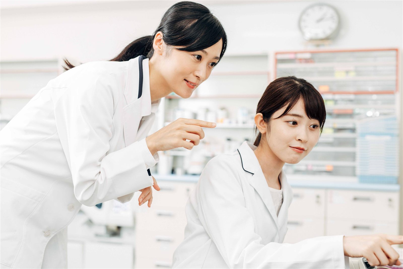 店舗見学の様子