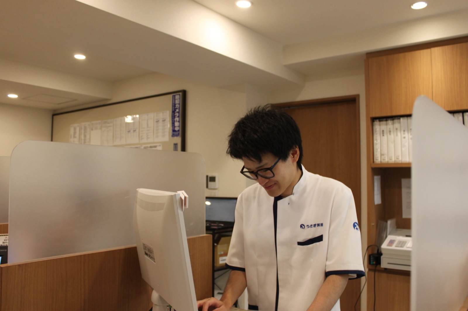 店舗での業務の様子